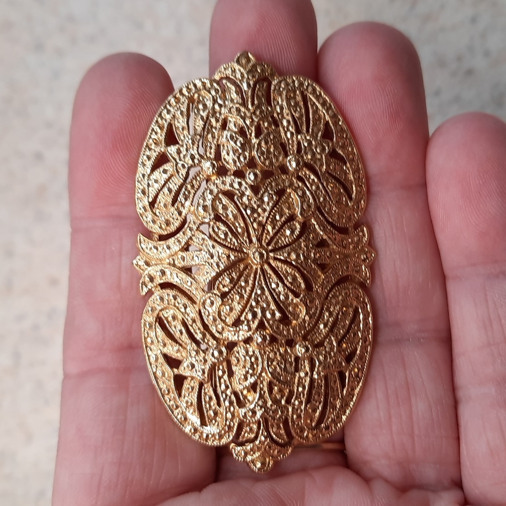 Statement brooch - Picture 2 of 4